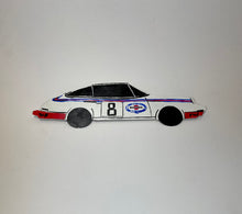 Lade das Bild in den Galerie-Viewer, Porsche martini 8
