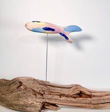 Lade das Bild in den Galerie-Viewer, Fisch &quot;Sunny&quot; bunt
